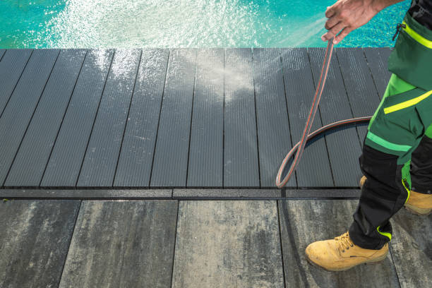 Best Concrete Pressure Washing  in Leavittsburg, OH