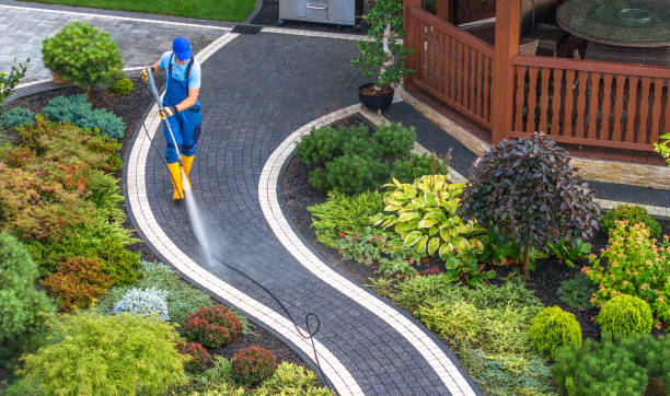 Why Choose Our Certified Pressure Washing Experts for Your Project Needs in Leavittsburg, OH?